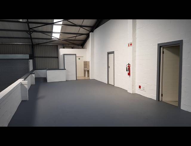 1,166M² FACTORY TO LET IN SAXENBURG PARK 2